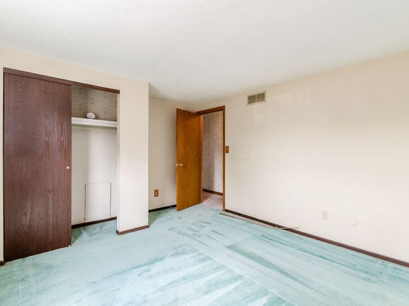 1905 Dandridge Drive , Columbus, OH 43229 Photo 18