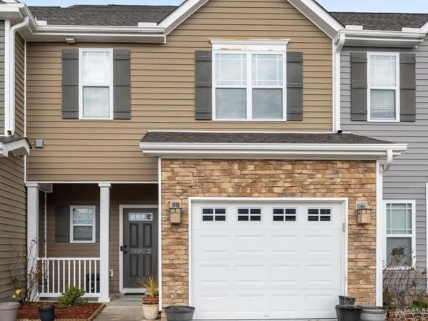 1808 Fox Den Way, Unit 2, Greenville, NC 27858