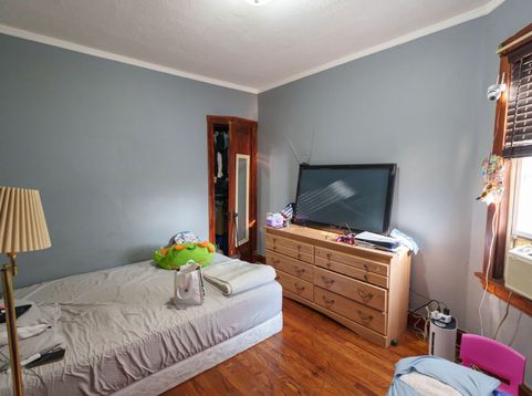 Main Photo