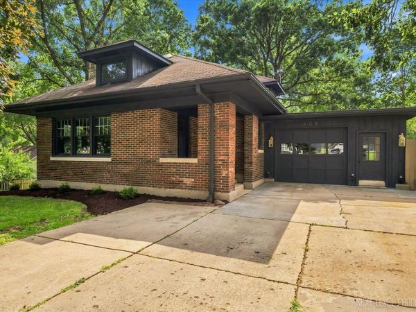 609 S 5th Avenue , St. Charles, IL 60174