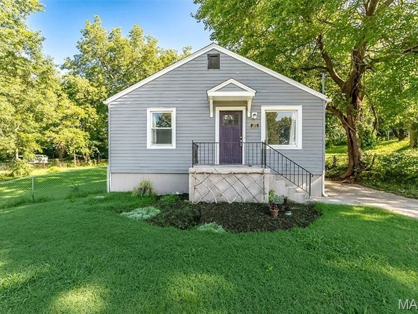 1377 Heydt Avenue, Dellwood, MO 63135