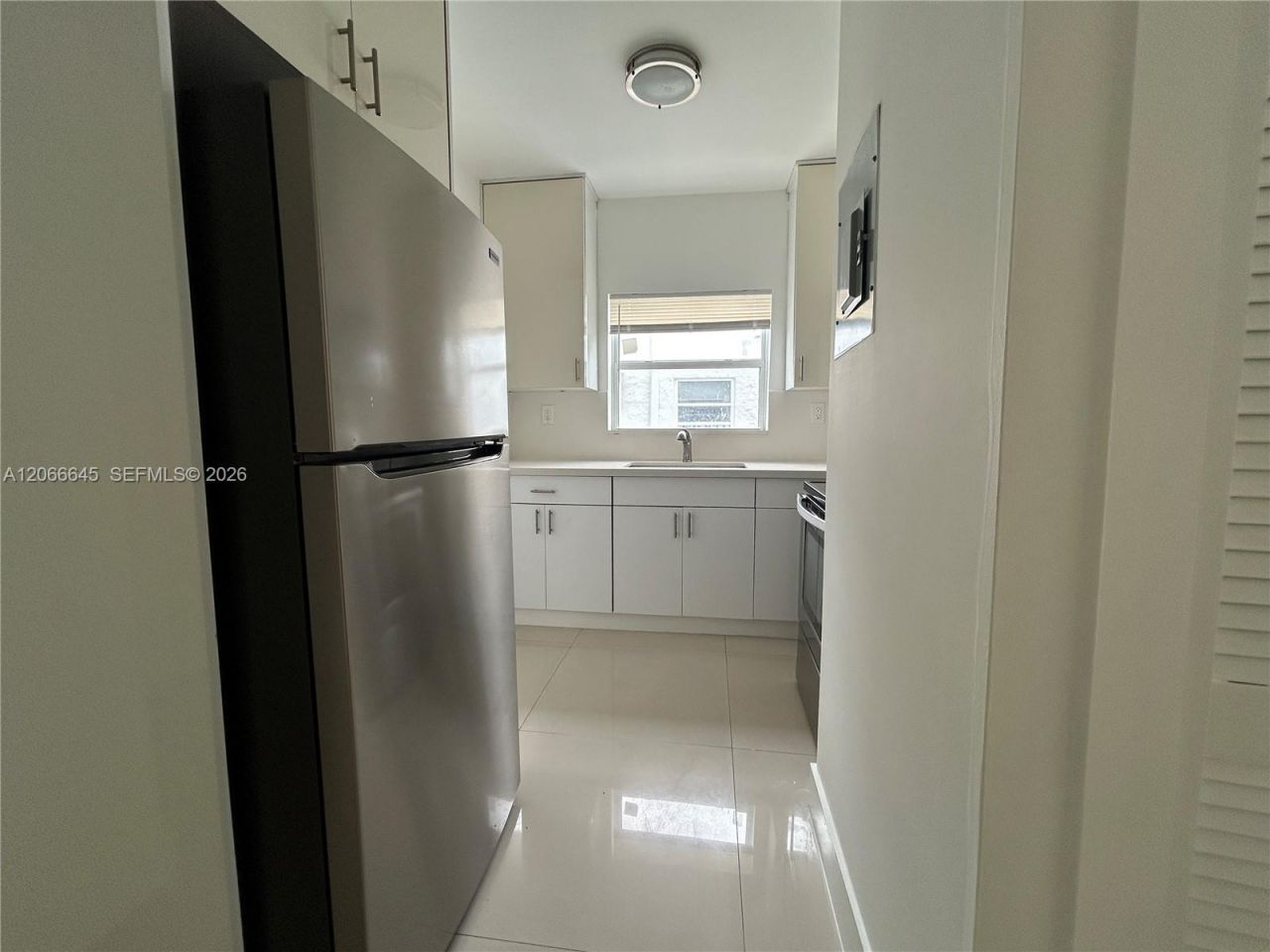 1890 NW 35 St , Unit 7, Miami, FL 33126 Photo