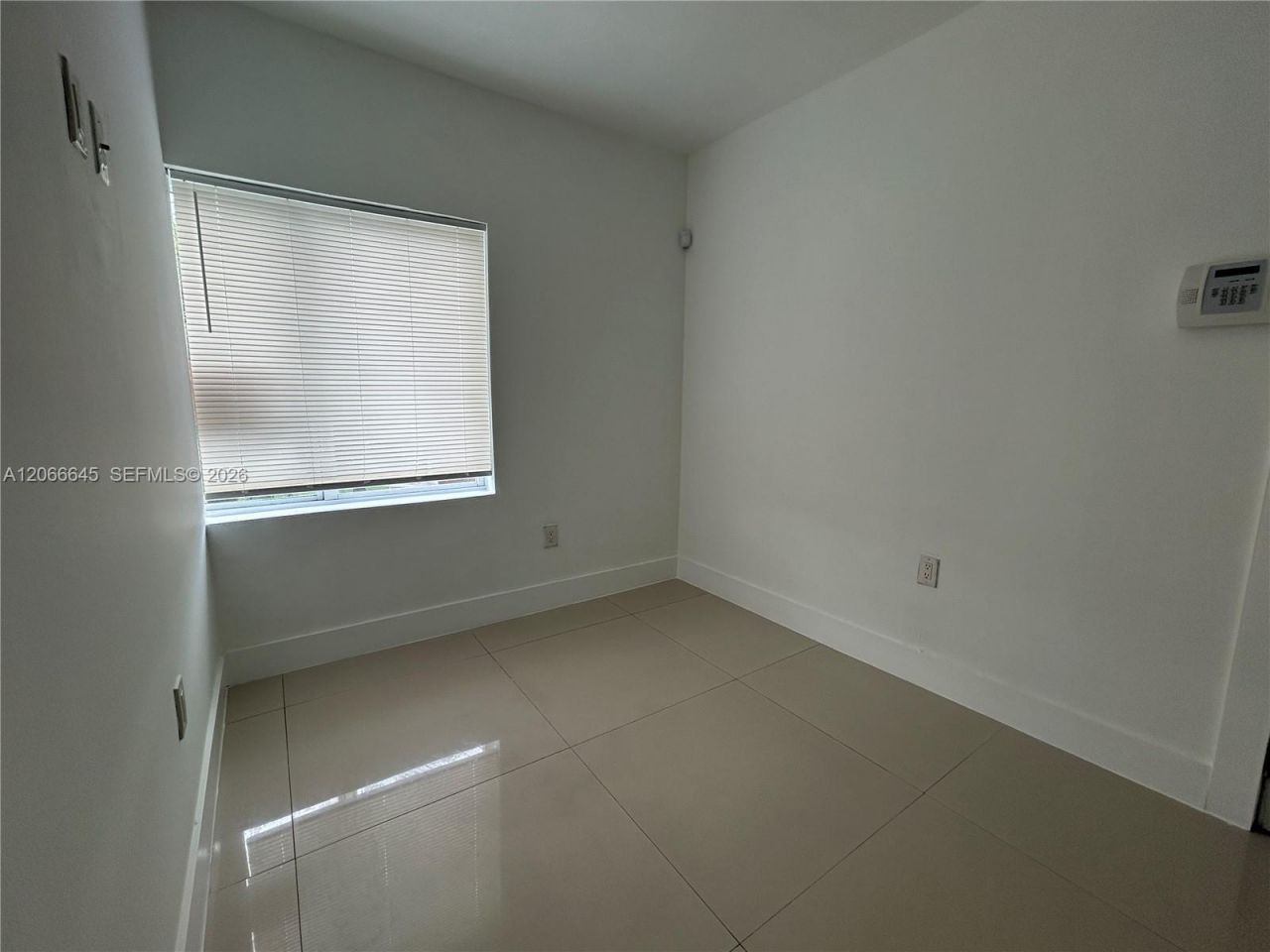 1890 NW 35 St , Unit 7, Miami, FL 33126 Photo
