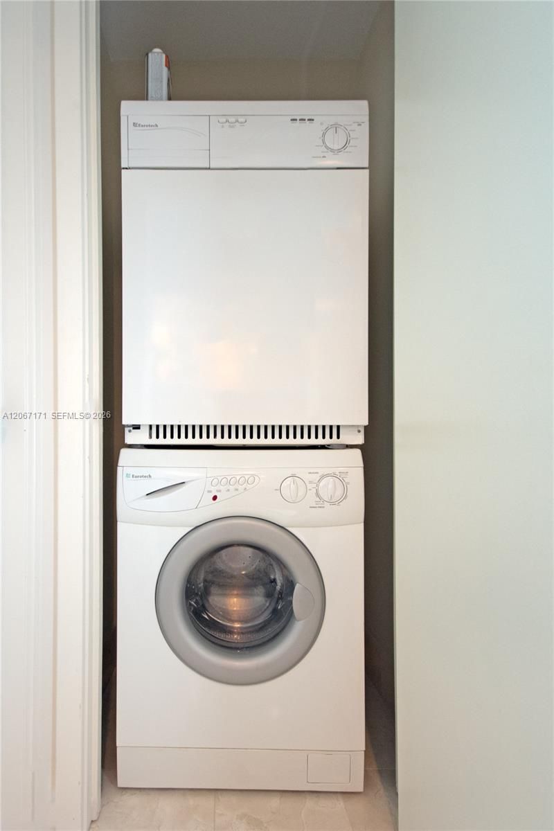 6799 Collins Ave, Unit 1103, Miami Beach, FL 33141 Photo