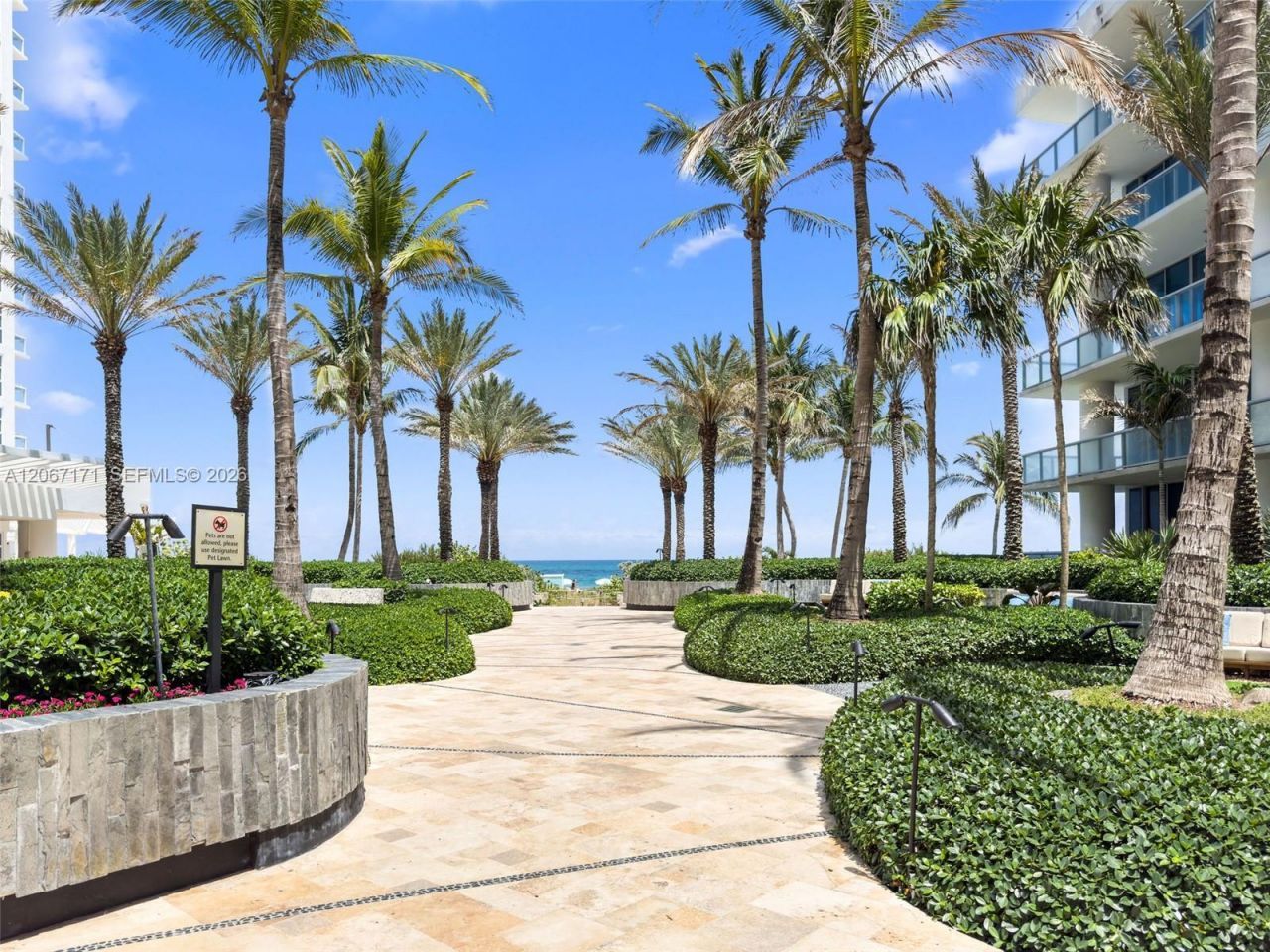 6799 Collins Ave, Unit 1103, Miami Beach, FL 33141 Photo