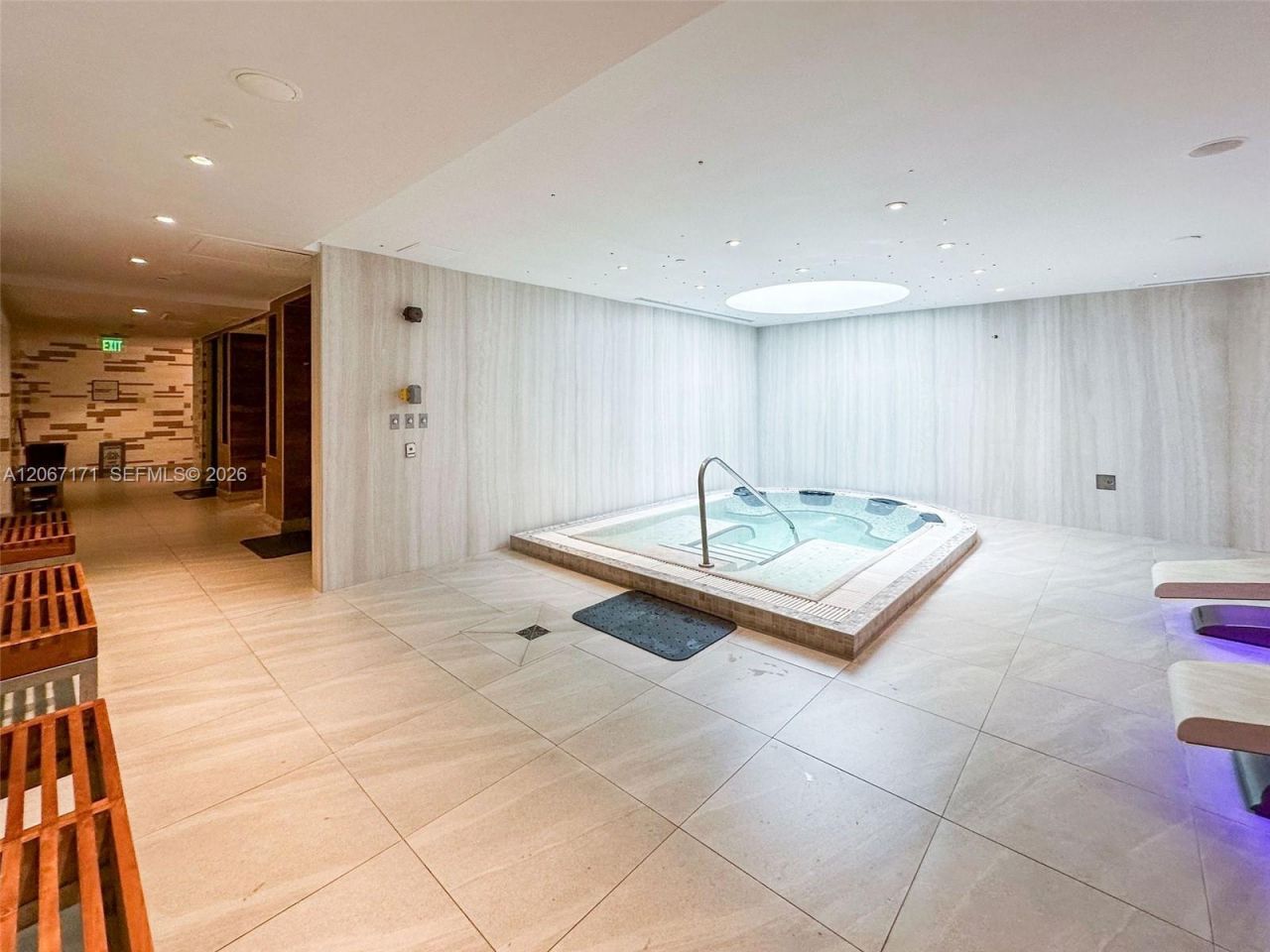 6799 Collins Ave, Unit 1103, Miami Beach, FL 33141 Photo
