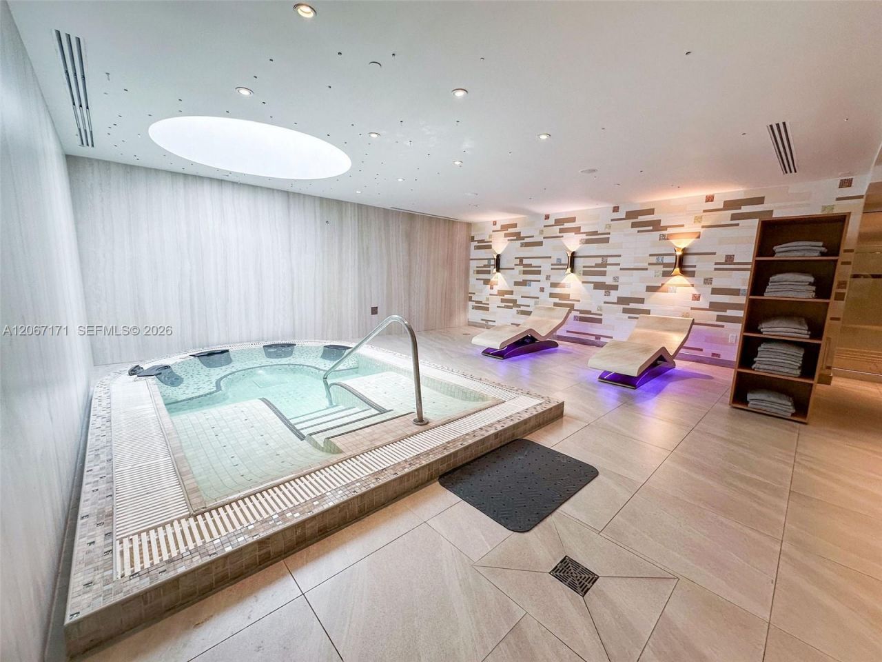6799 Collins Ave, Unit 1103, Miami Beach, FL 33141 Photo