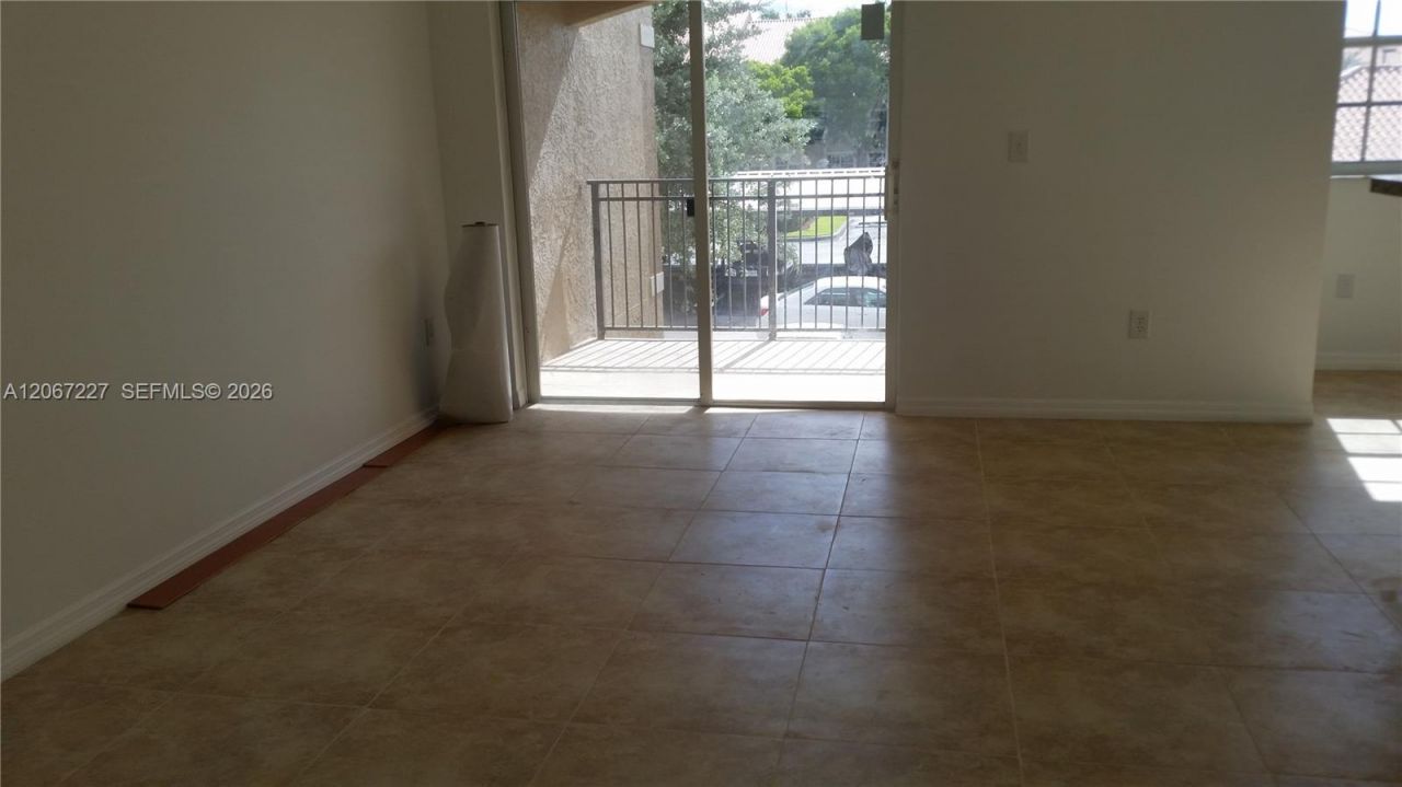 131 SW 117th Ave , Unit 8205, Pembroke Pines, FL 33025 Photo