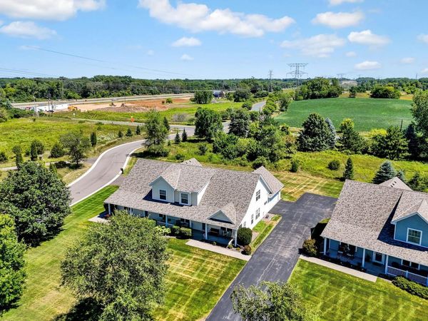 9913 59th Street Court N, Lake Elmo, MN 55042