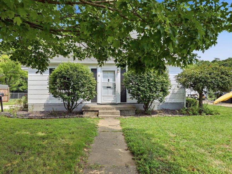 911 Ellen Drive, Middletown, OH 45042 Photo 3