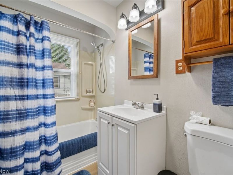 1560 Garling Avenue , Columbus, OH 43223 Photo 22