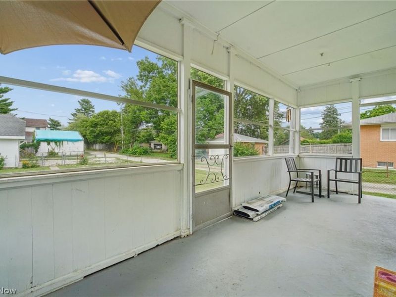 1560 Garling Avenue , Columbus, OH 43223 Photo 6