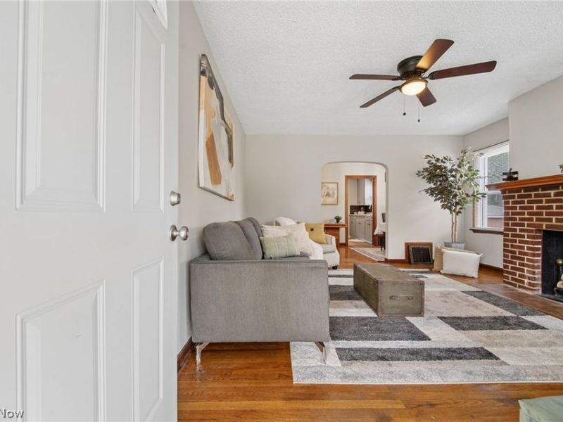 1560 Garling Avenue , Columbus, OH 43223 Photo 9