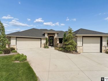 28401 Laurel Circle, Valley, NE 68064