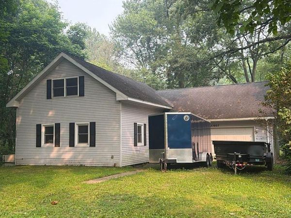 33807 Chipper Drive , Colon Village, Mi 49040