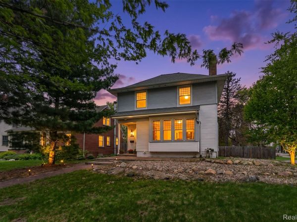 529 E Lincoln Avenue , Royal Oak, Mi 48067