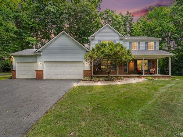 6290 Waldon Woods Drive, Independence Township, Mi 48346