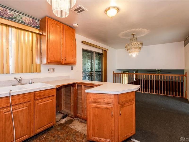 3730 Hermosa Drive, Clayton, OH 45416 Photo 11