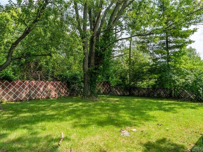 3730 Hermosa Drive, Clayton, OH 45416 Photo 32