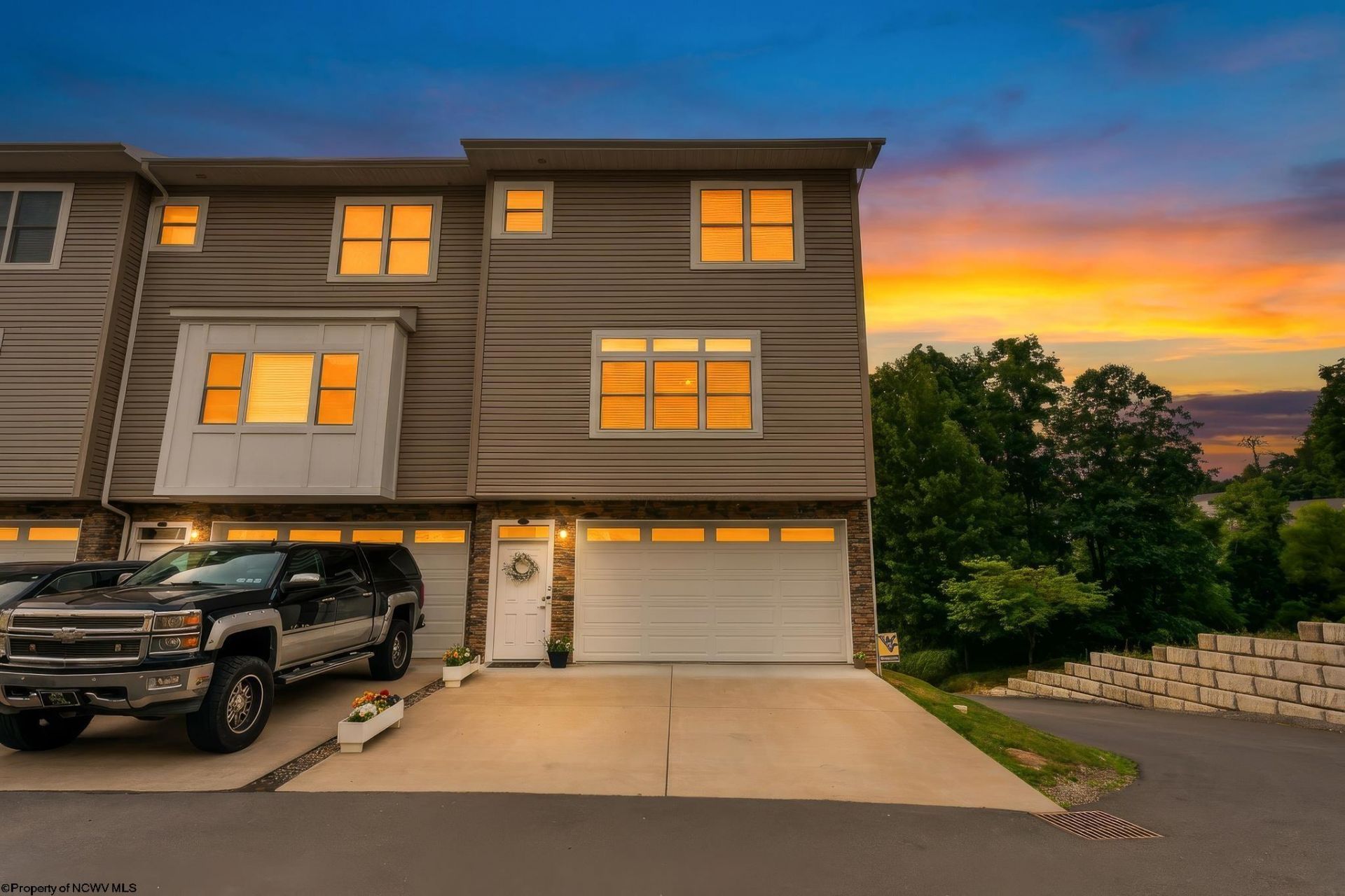 315 Pasture Lane, Morgantown, WV 26505 Main Photo
