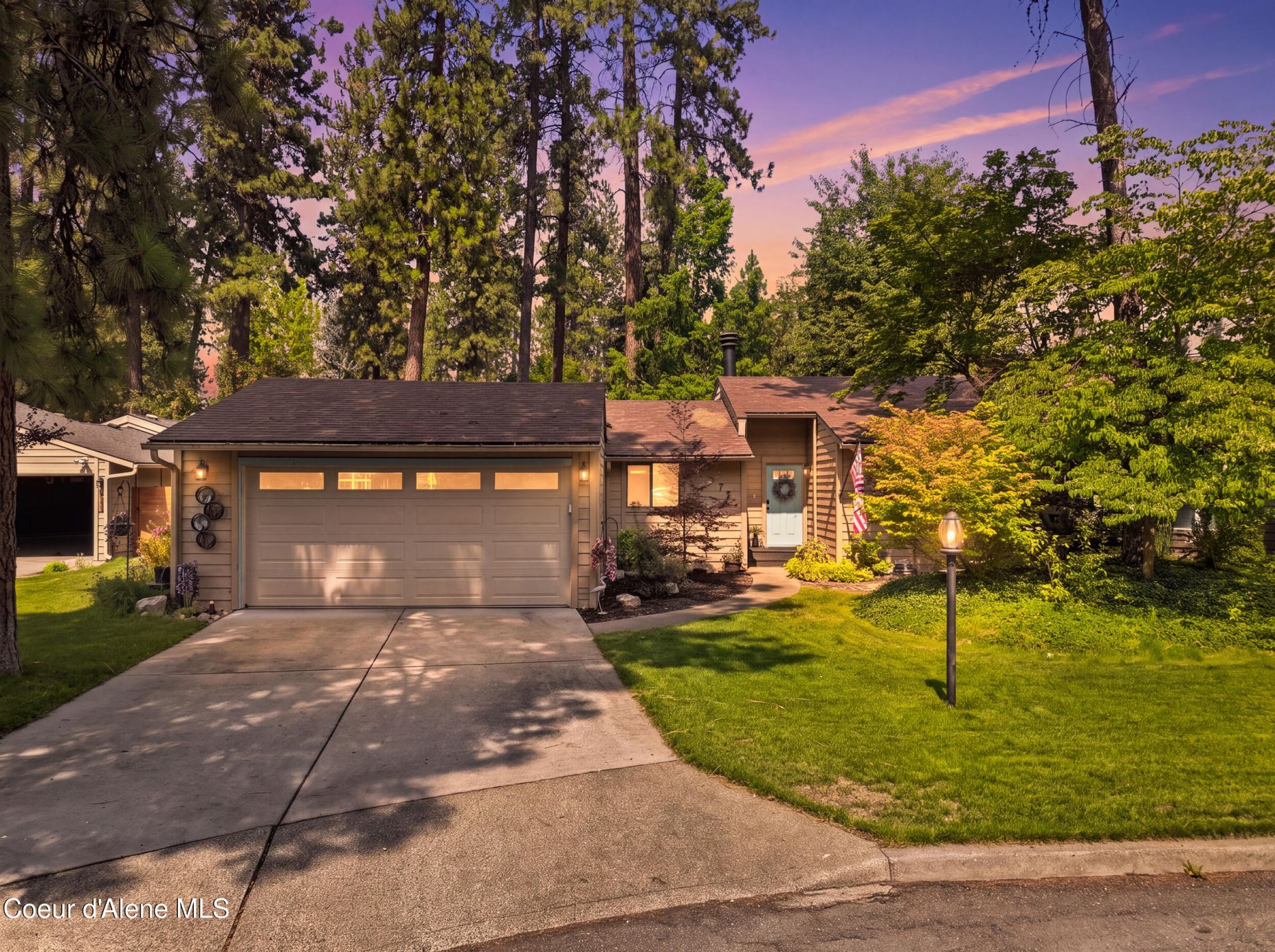 775 E Gregory Ln, Coeur d Alene, ID 83815 Main Photo