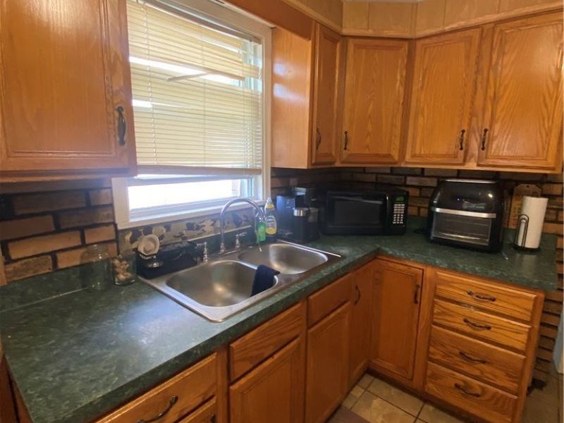 1536 E 195th Street , Euclid, OH 44117 Photo 10