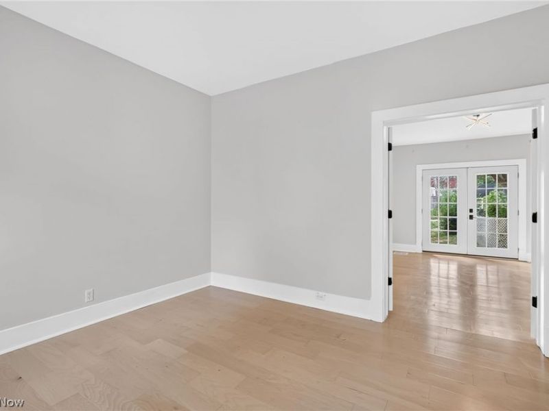 3925 Bridge Avenue , Cleveland, OH 44113 Photo 17
