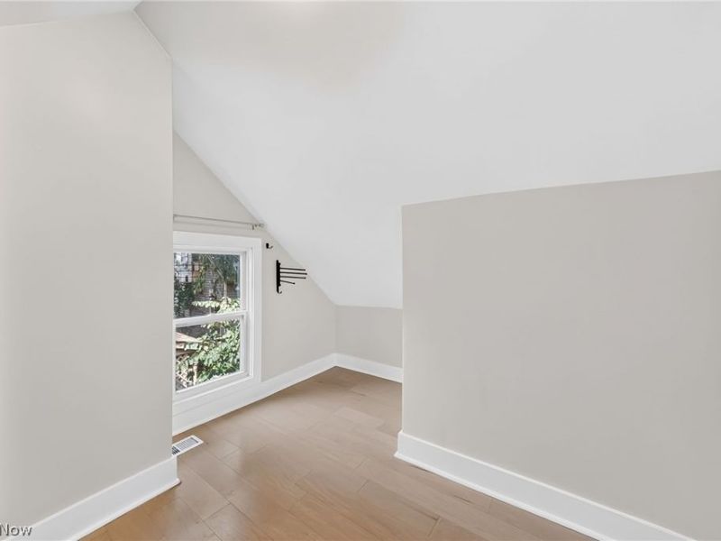 3925 Bridge Avenue , Cleveland, OH 44113 Photo 24