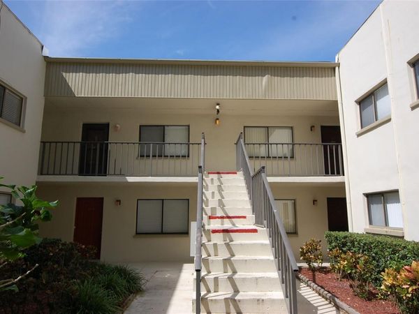 3300 FOX CHASE CIRCLE N, Unit 216, PALM HARBOR, FL 34683