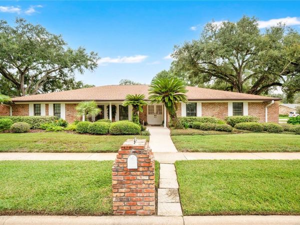 231 WHITE OAK CIRCLE , MAITLAND, FL 32751