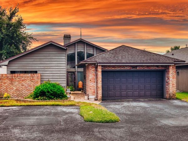 102 COUNTRY PLACE, SANFORD, FL 32771