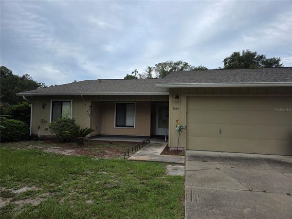 1040 W VILLAGE GREEN ROAD , DELAND, FL 32720