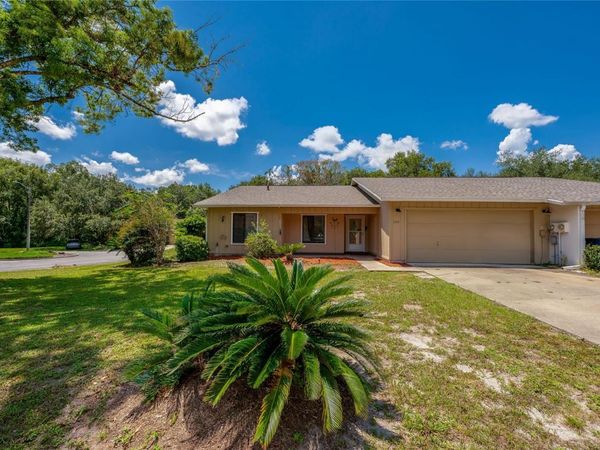 1040 W VILLAGE GREEN ROAD, DELAND, FL 32720