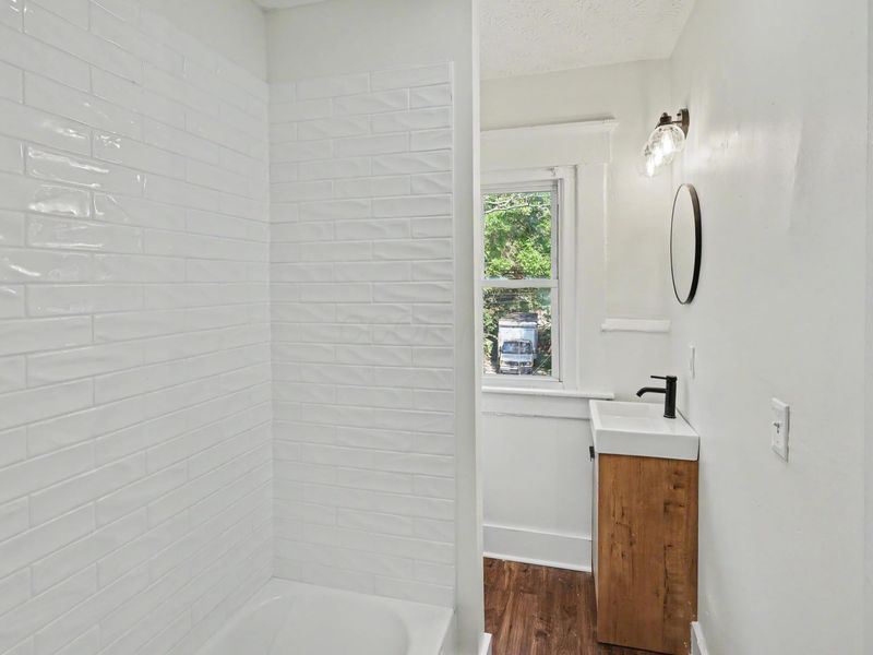 360 N Garfield Avenue, Unit 362, Columbus, OH 43203 Photo 43