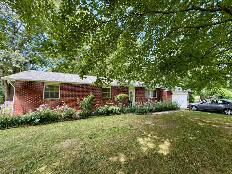 7701 Witherspoon Drive NE, Baltimore, OH 43105 Photo 1