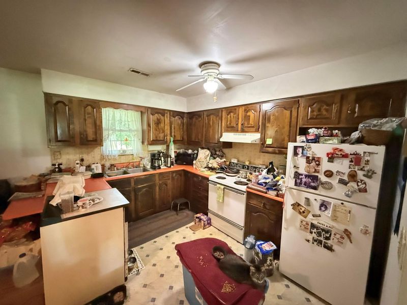 7701 Witherspoon Drive NE, Baltimore, OH 43105 Photo 7