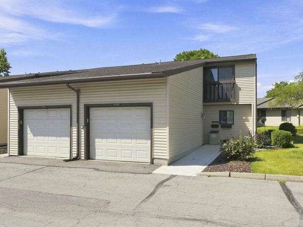 2102 Bayside Court, Fort Wayne, IN 46804