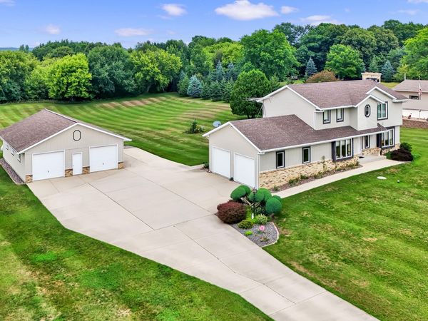 W2041 E River Rd, Auburn, WI 53010