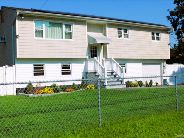 101 Monroe Street , Amityville, NY 11701