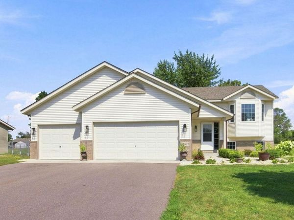 5522 Lambert Avenue NE, Albertville, MN 55301