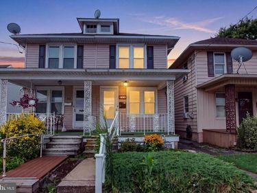 40 E FREDERICK STREET, DALLASTOWN, PA 17313