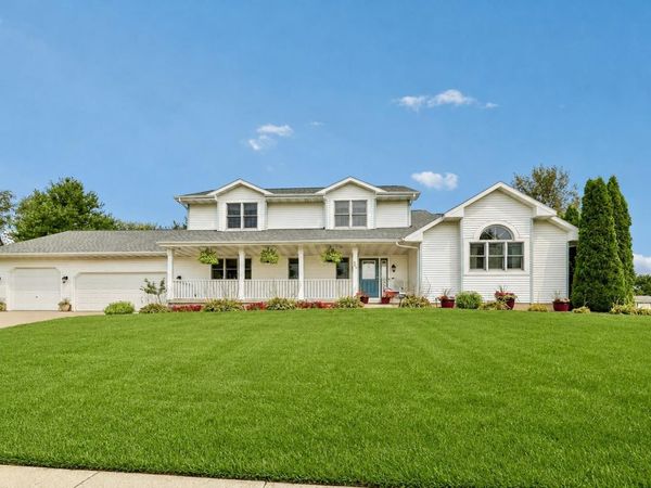 304 N Atwood Lane, Deerfield, WI 53531