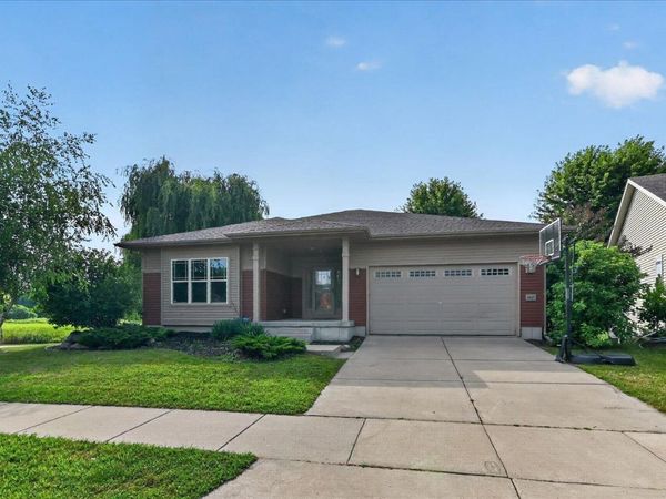 8927 Sunstone Lane, Middleton, WI 53562