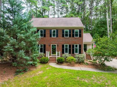 2901 Meadowview Court, Apex, NC 27539