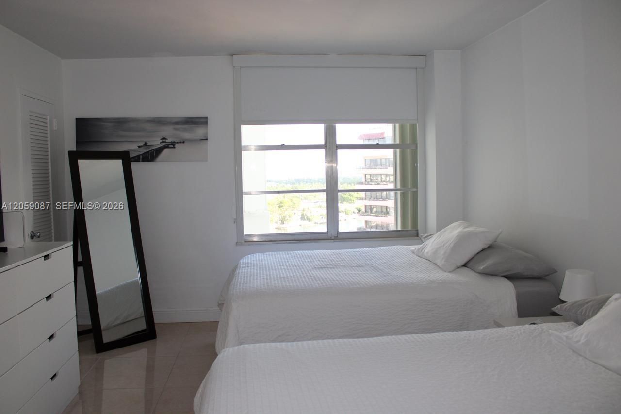5161 Collins Ave , Unit 1510, Miami Beach, FL 33140 Photo
