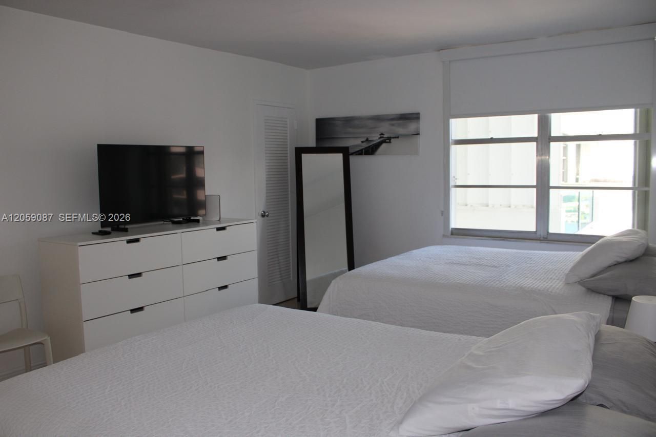 5161 Collins Ave , Unit 1510, Miami Beach, FL 33140 Photo