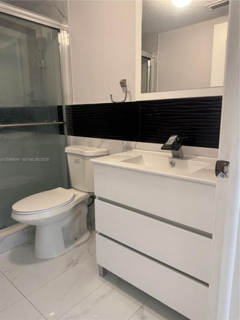 8380 NW 103rd St , Unit 105G, Hialeah Gardens, FL 33016 Photo