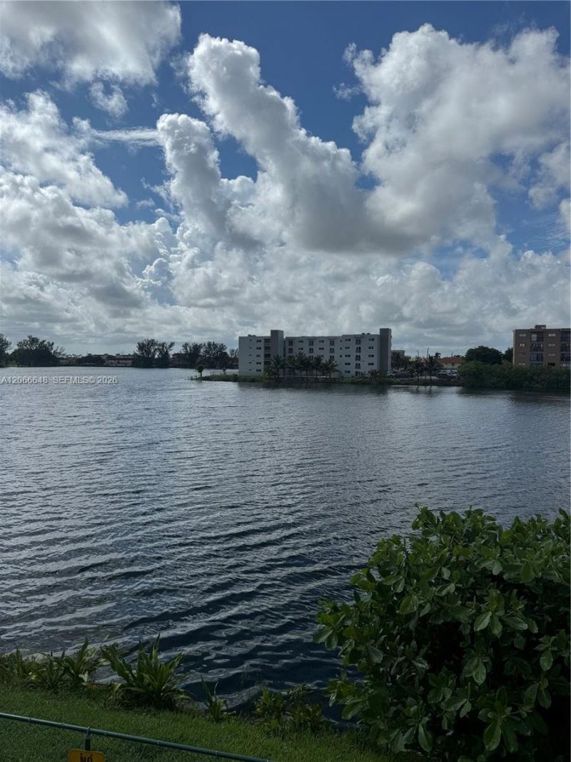 8380 NW 103rd St , Unit 105G, Hialeah Gardens, FL 33016 Photo