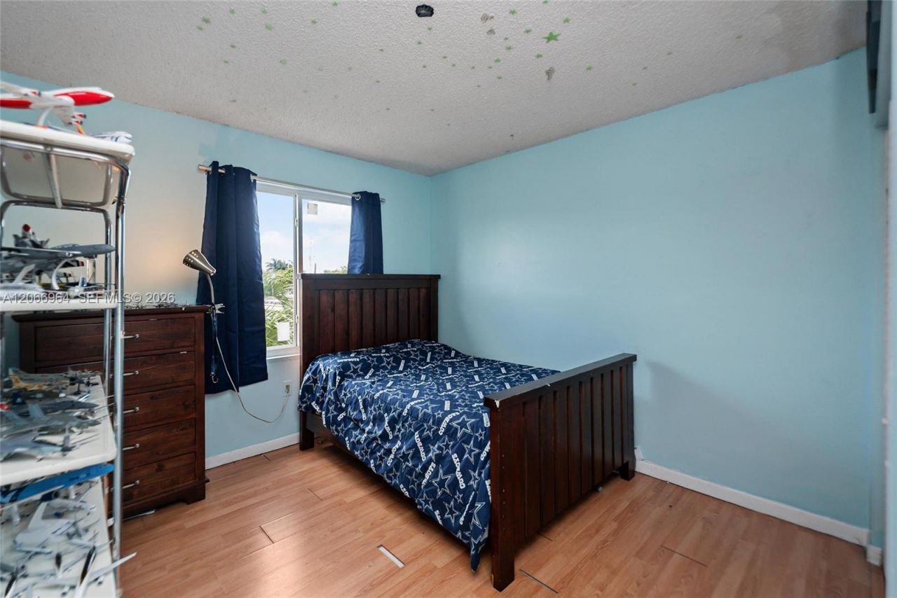 12693 NW 8th Ter, Miami, FL 33182 Photo
