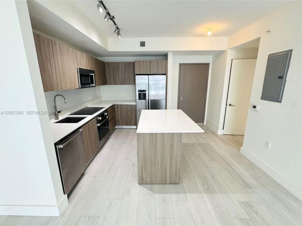 201 SW 17th Rd , Unit 603, Miami, FL 33129